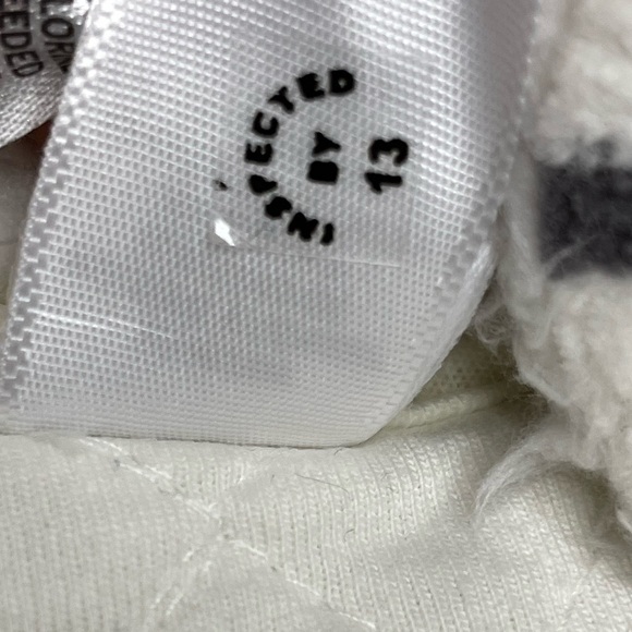 Nordstroms Hooded Bunting - Picture 8 of 10